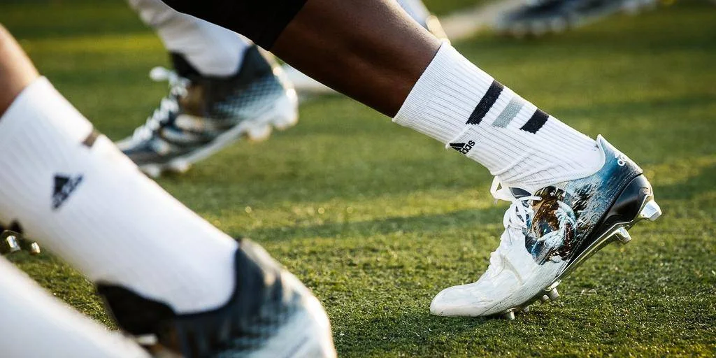 tips for choosing football cleats